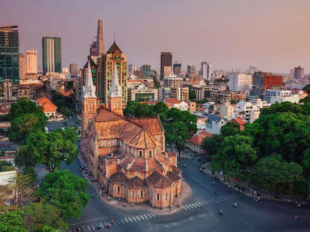 R-C (4).jpg R-C (4).jpg